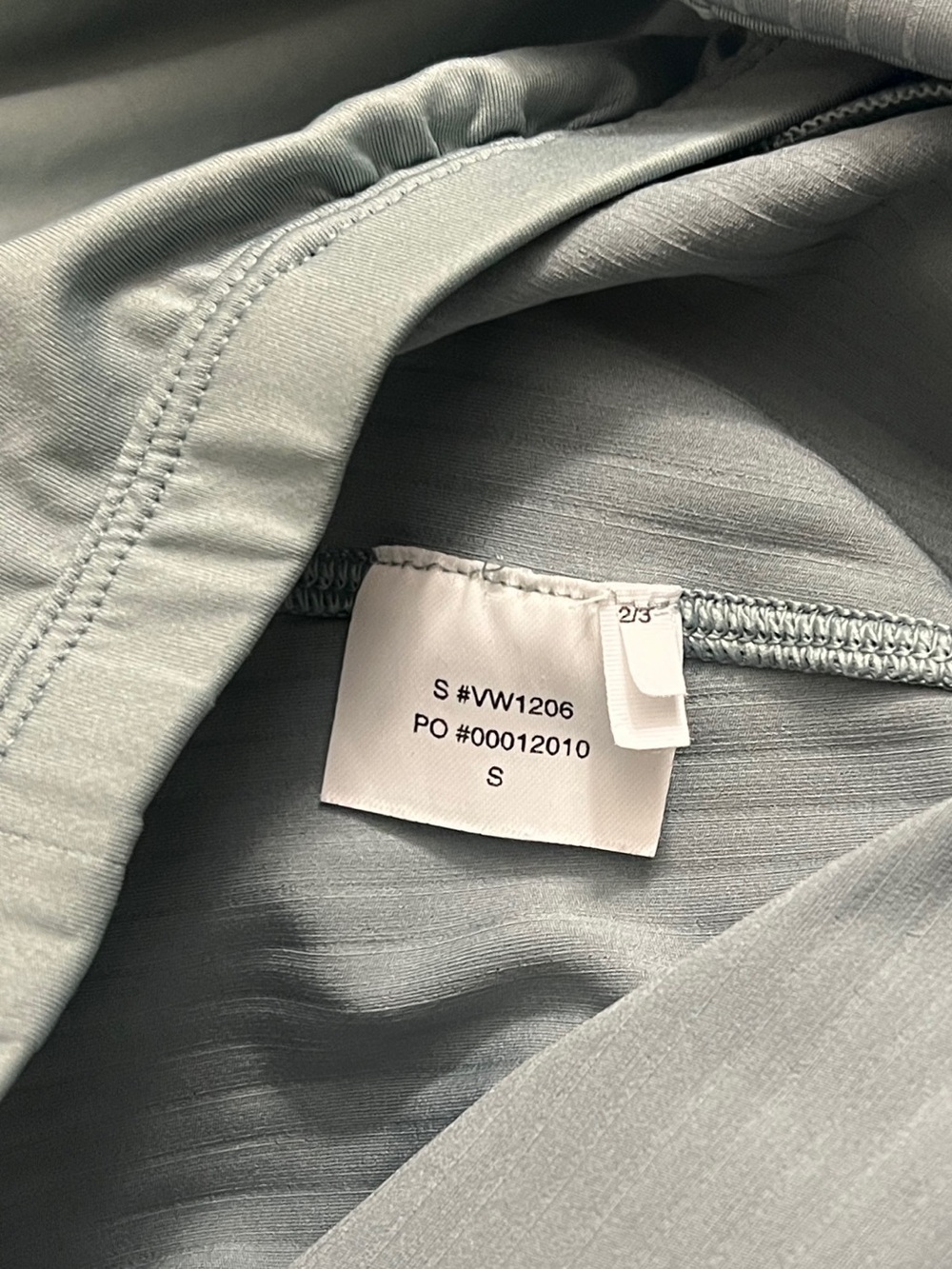 Vuori Inversion Rib Support Tank Size Small Mist Gray Blue Workout Gym Exercise - Picture 6 of 8